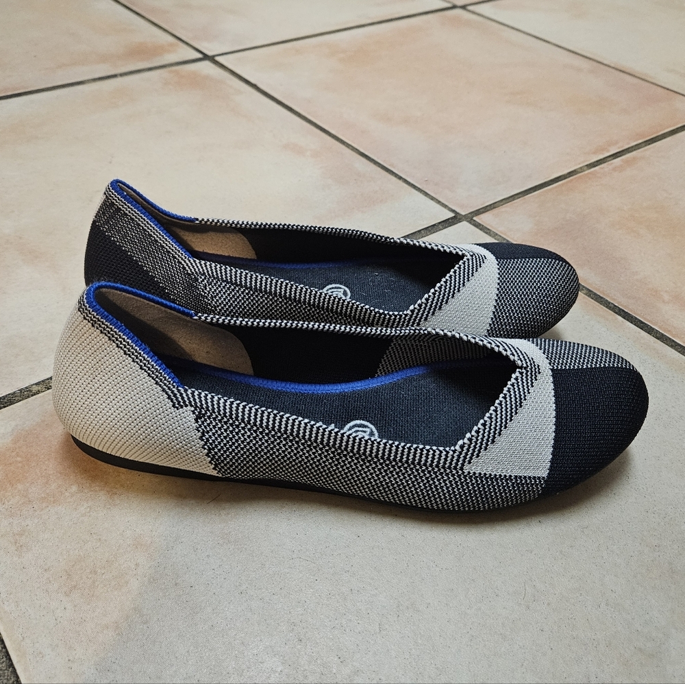 Rothy's 7.5 black tan plaid flats